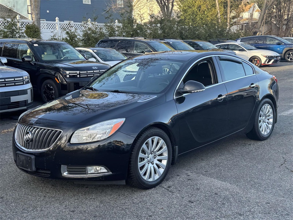 2013 Buick Regal Premium I photo 3