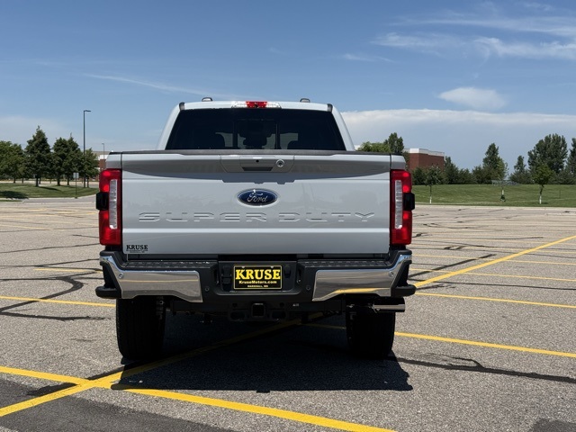2025 Ford F-350 Super Duty Lariat