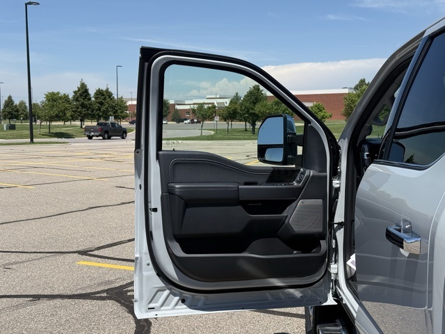 2025 Ford F-350 Super Duty Lariat