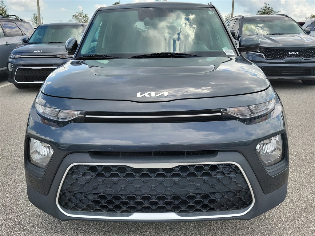 2022 Gravity Gray Kia Soul LX FWD Hatchback