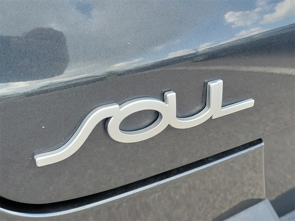 2022 Gravity Gray Kia Soul LX FWD Hatchback