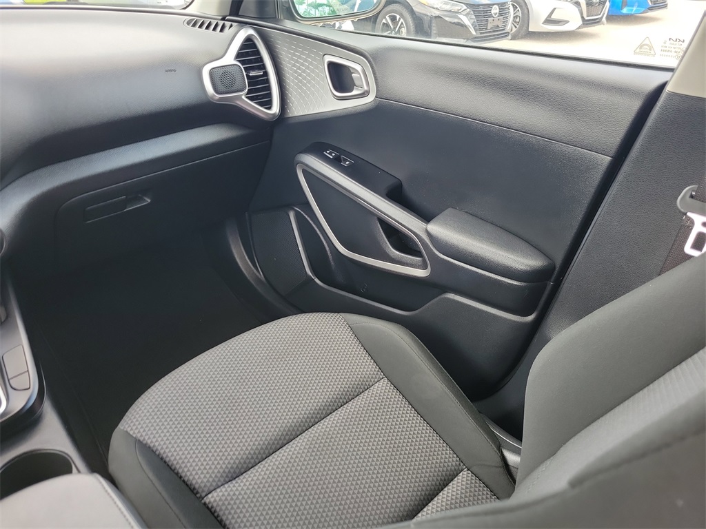 2022 Gravity Gray Kia Soul LX FWD Hatchback