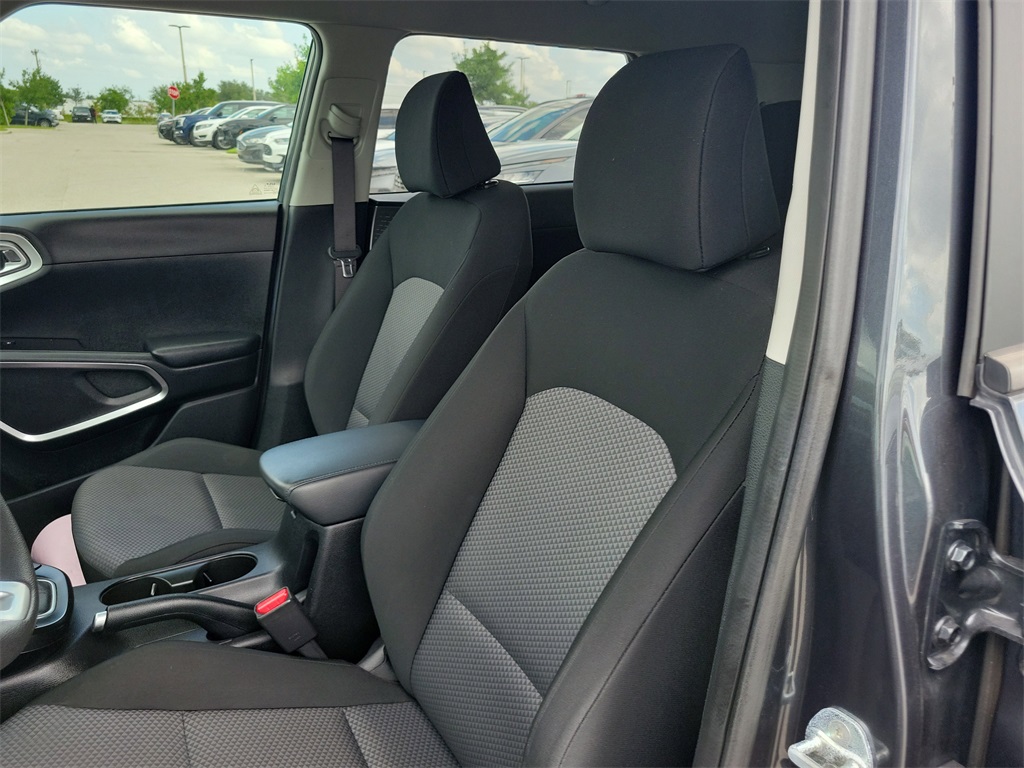 2022 Gravity Gray Kia Soul LX FWD Hatchback