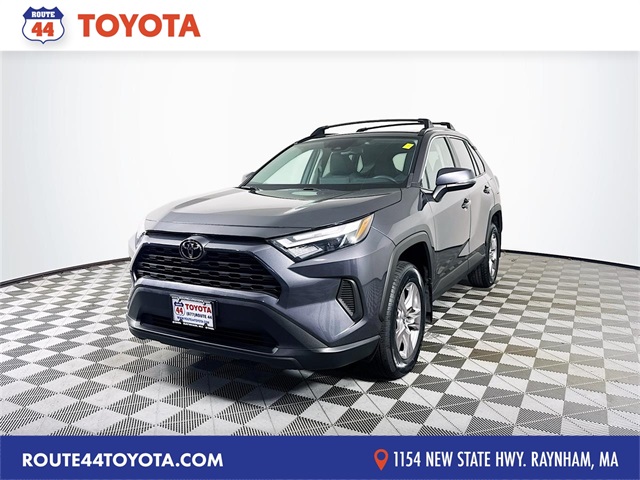 2022 Toyota RAV4 XLE's photo