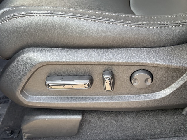 new 2025 Honda Pilot car, priced at $44,725