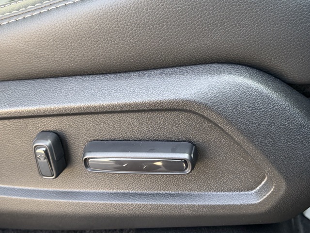 new 2025 Honda Pilot car, priced at $44,725