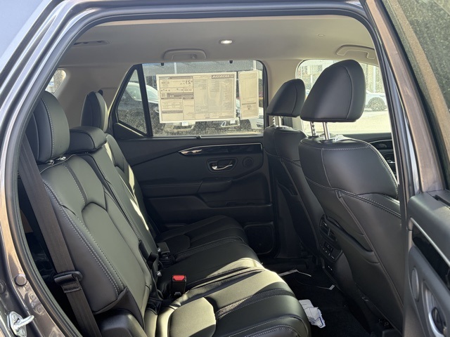 new 2025 Honda Pilot car, priced at $44,725