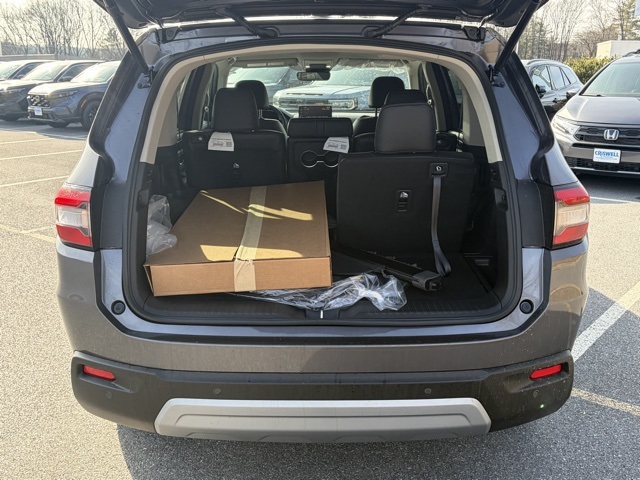 new 2025 Honda Pilot car, priced at $44,725