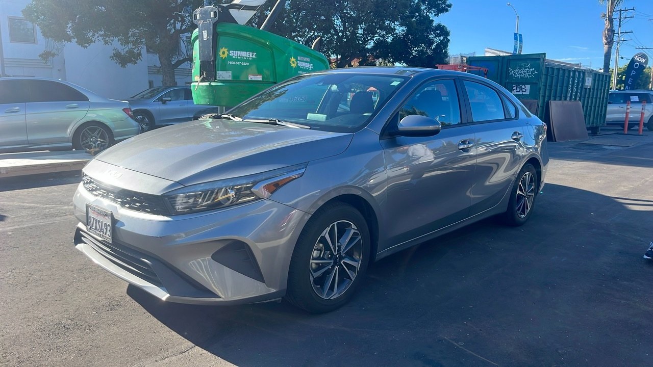 2022 Kia FORTE LXS's photo