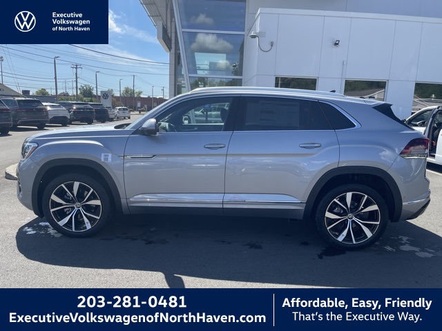 2026 Volkswagen Atlas Cross Sport SEL Premium R-LINE's photo