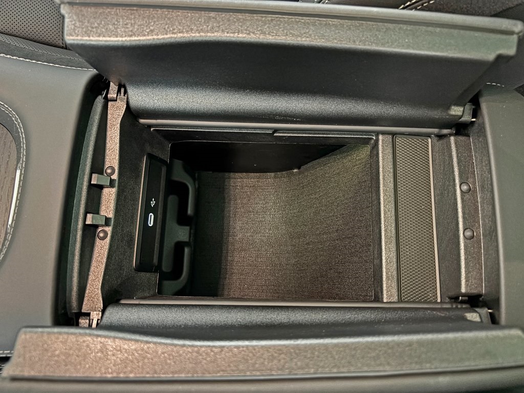 new 2026 Mercedes-Benz GLE car, priced at $98,550