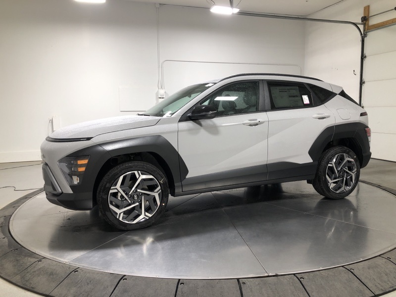 2026 Hyundai Kona SEL photo 4