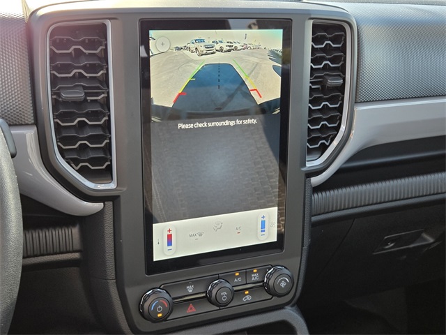 New 2025 Ford Ranger XL 4D Crew Cab