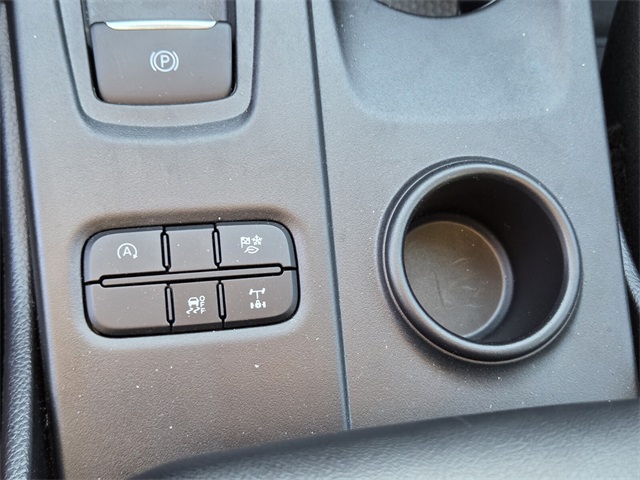 New 2025 Ford Ranger XL 4D Crew Cab