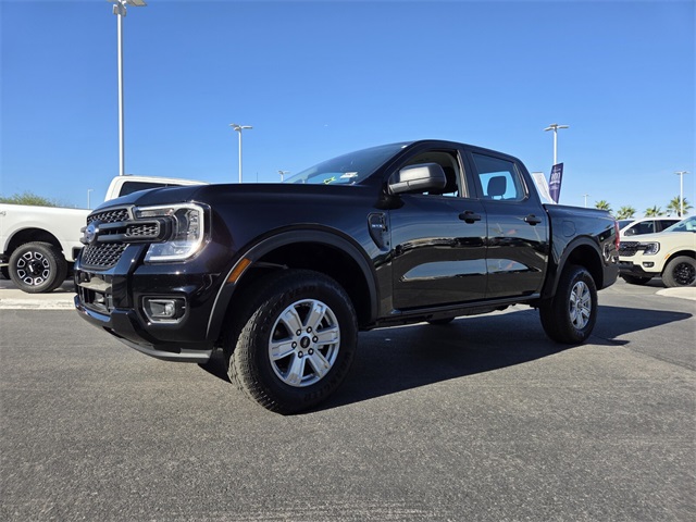 New 2025 Ford Ranger XL 4D Crew Cab