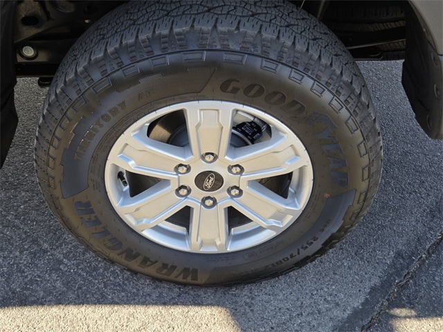 New 2025 Ford Ranger XL 4D Crew Cab