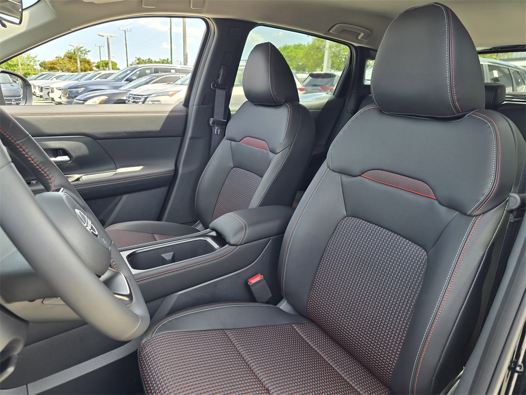 new 2025 Nissan Kicks car, priced at $23,252