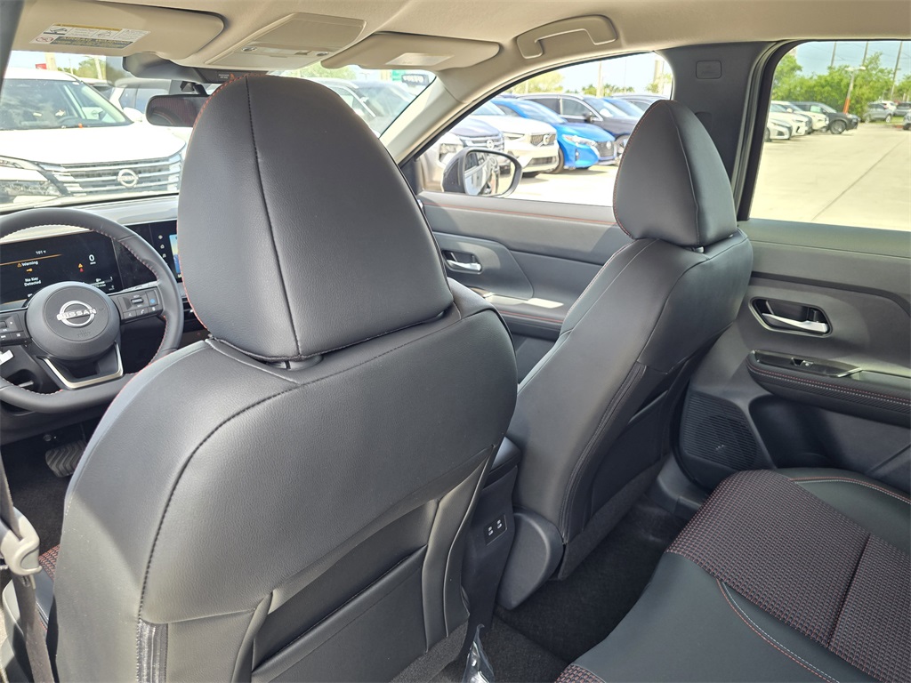 new 2025 Nissan Kicks car, priced at $23,252