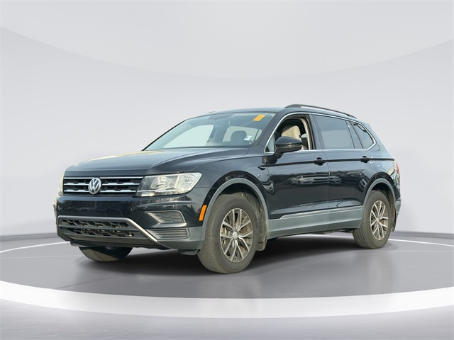 2020 Volkswagen Tiguan SE's photo