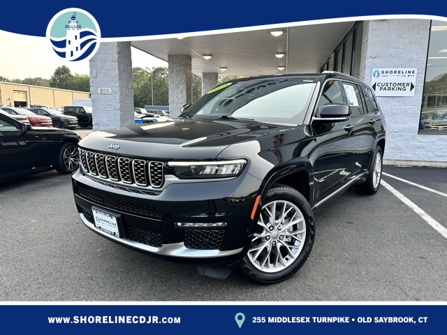 2023 Diamond Black Crystal Pearlcoat Jeep Grand Cherokee L Summit 4X4 SUV