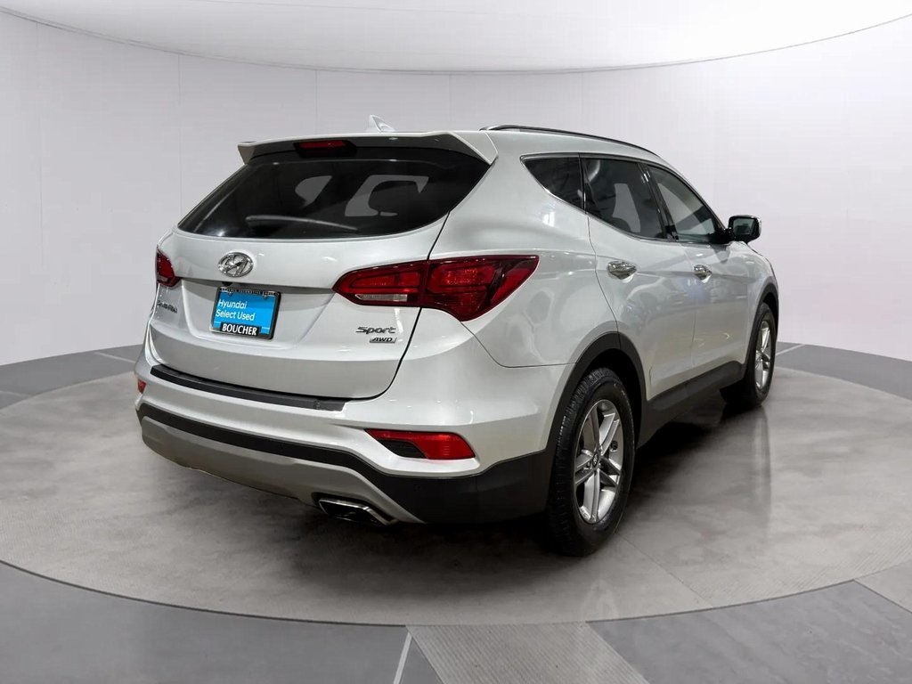 2018 Hyundai Santa Fe Sport Base photo 2