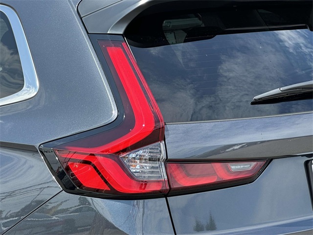 2025 Honda CR-V LX photo 7