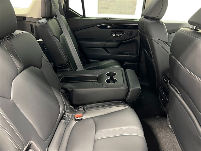 2025 Honda Pilot EX-L photo 32