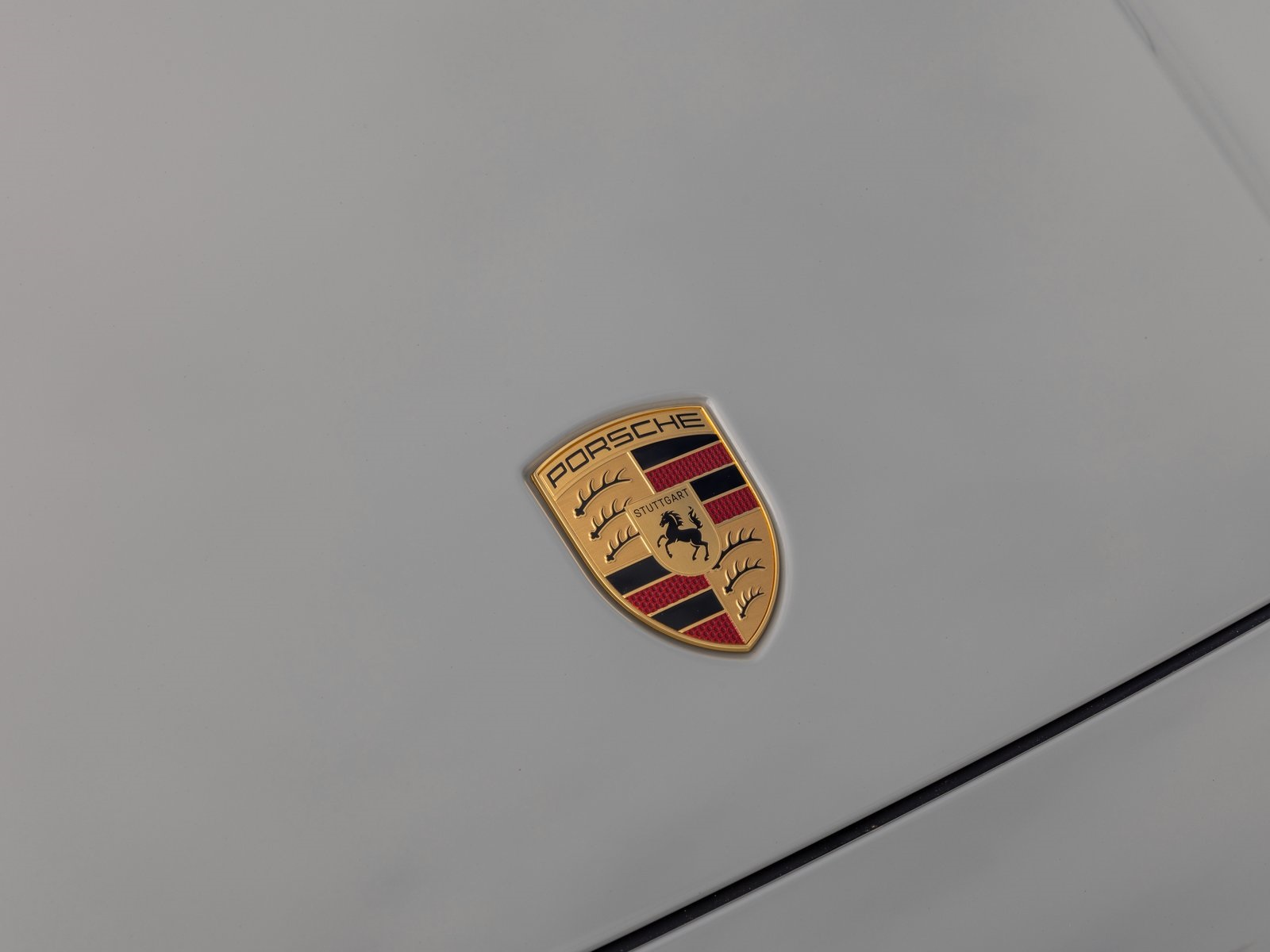 2025 Porsche Cayenne Coupe photo 14