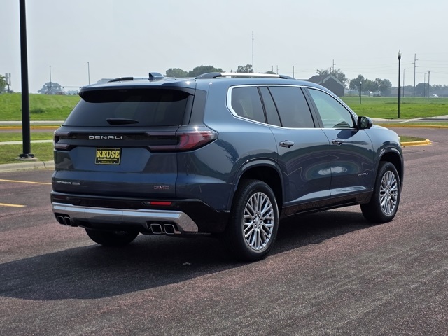 2025 GMC Acadia Denali