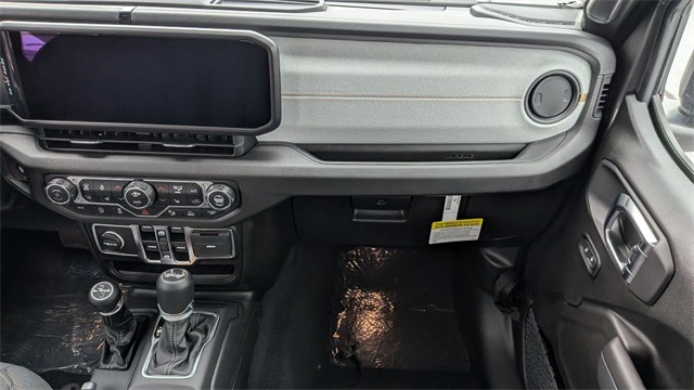 new 2025 Jeep Wrangler car