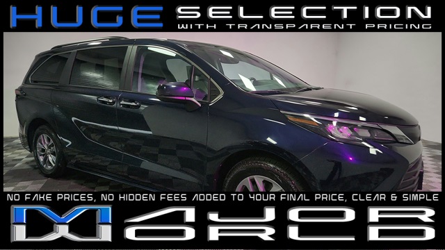 2024 Toyota Sienna XLE FWD 2024 Toyota Sienna XLE FWD