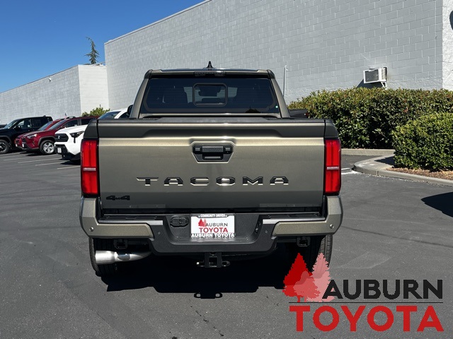 2025 Toyota Tacoma TRD Sport Double Cab photo 4