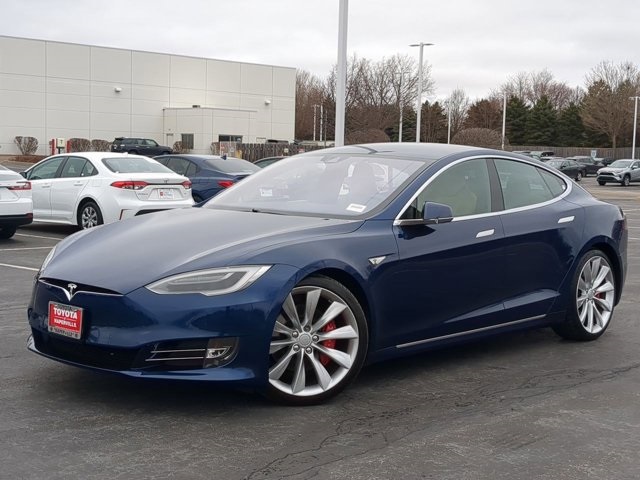 Used 2016 Tesla Model S P100D with VIN 5YJSA1E44GF157517 for sale in Naperville, IL