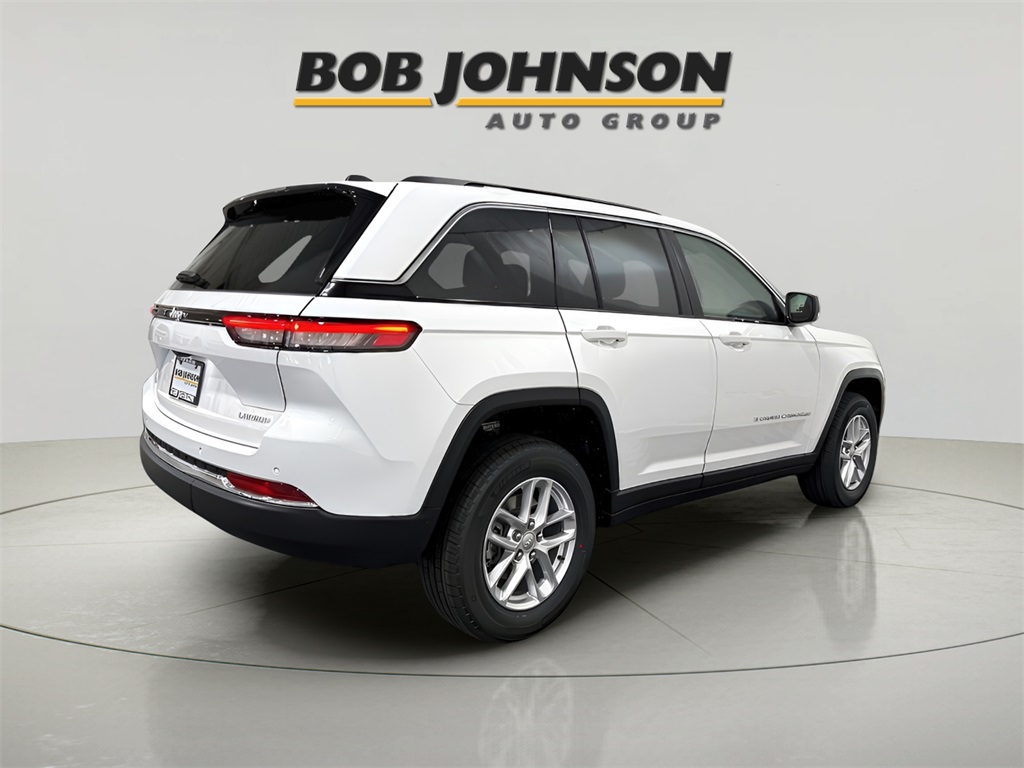 2025 Jeep Grand Cherokee Laredo X photo 14