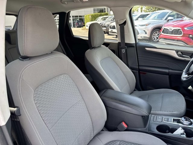 2022 Ford Escape SE photo 16