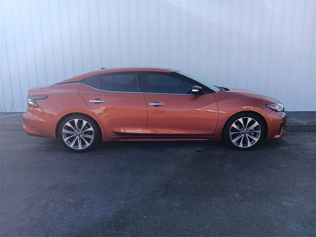 2020 Nissan Maxima Platinum photo 2