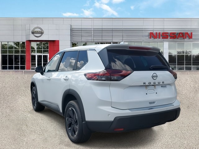 2025 White Nissan Rogue SV FWD SUV