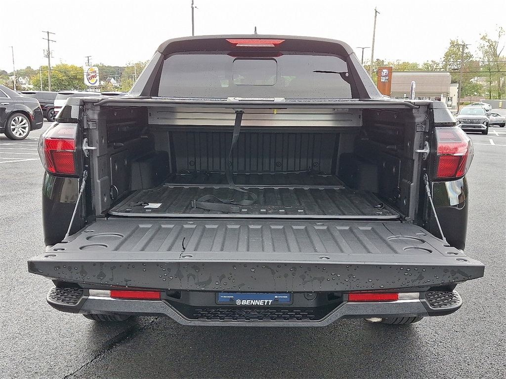 used 2024 Hyundai Santa Cruz car, priced at $32,000