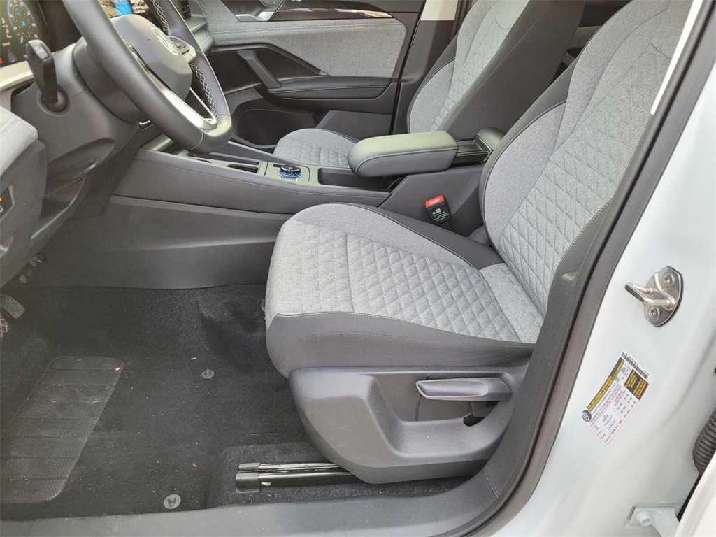 used 2025 Volkswagen Tiguan car, priced at $26,900