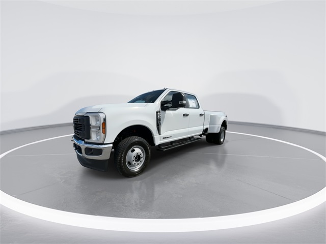 2025 Ford F-350 XL photo 4