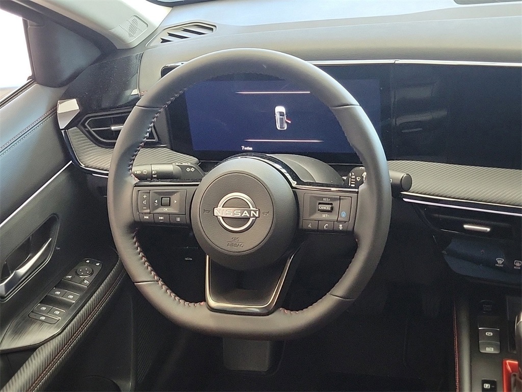 2025 Super Black Nissan Kicks SR FWD SUV