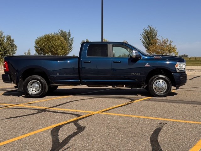 2024 Ram 3500 Laramie Crew Cab 4x4 8' Box