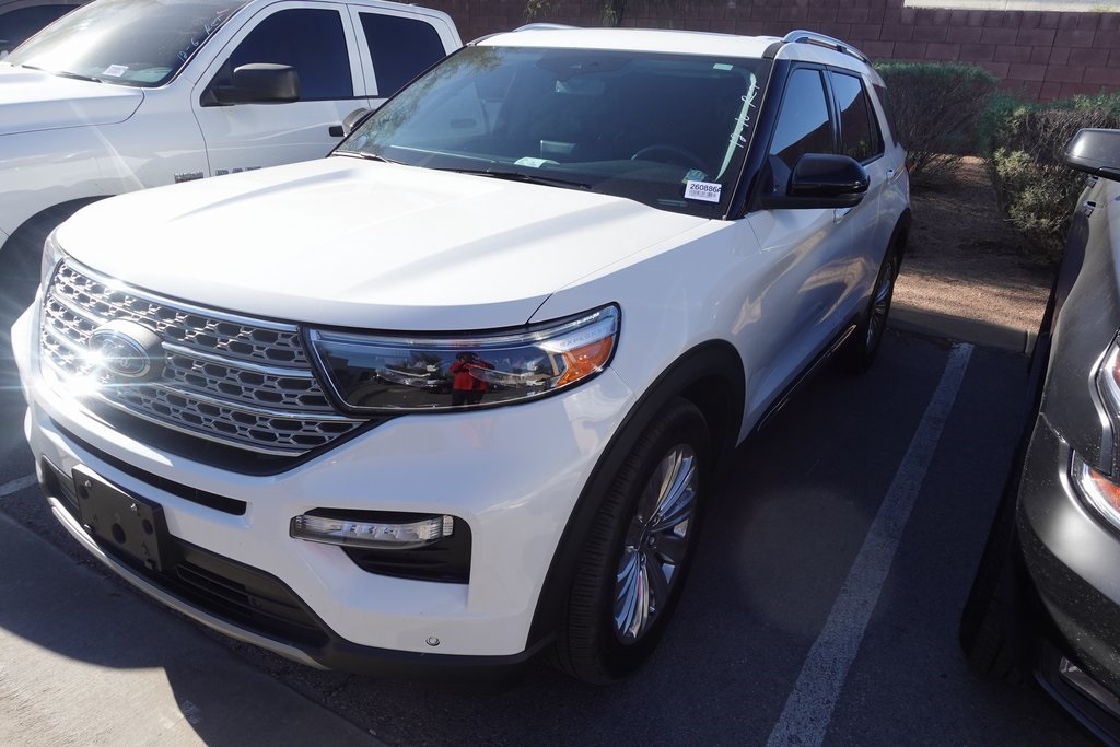 2022 Ford Explorer Limited's photo