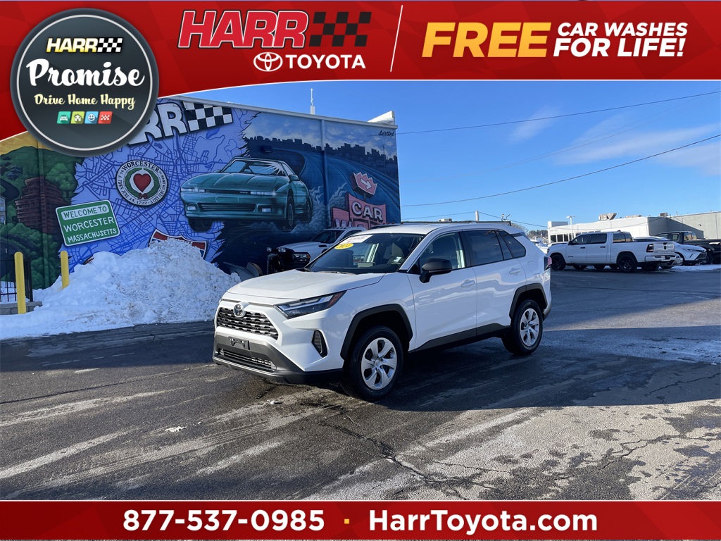 2024 Toyota RAV4 LE