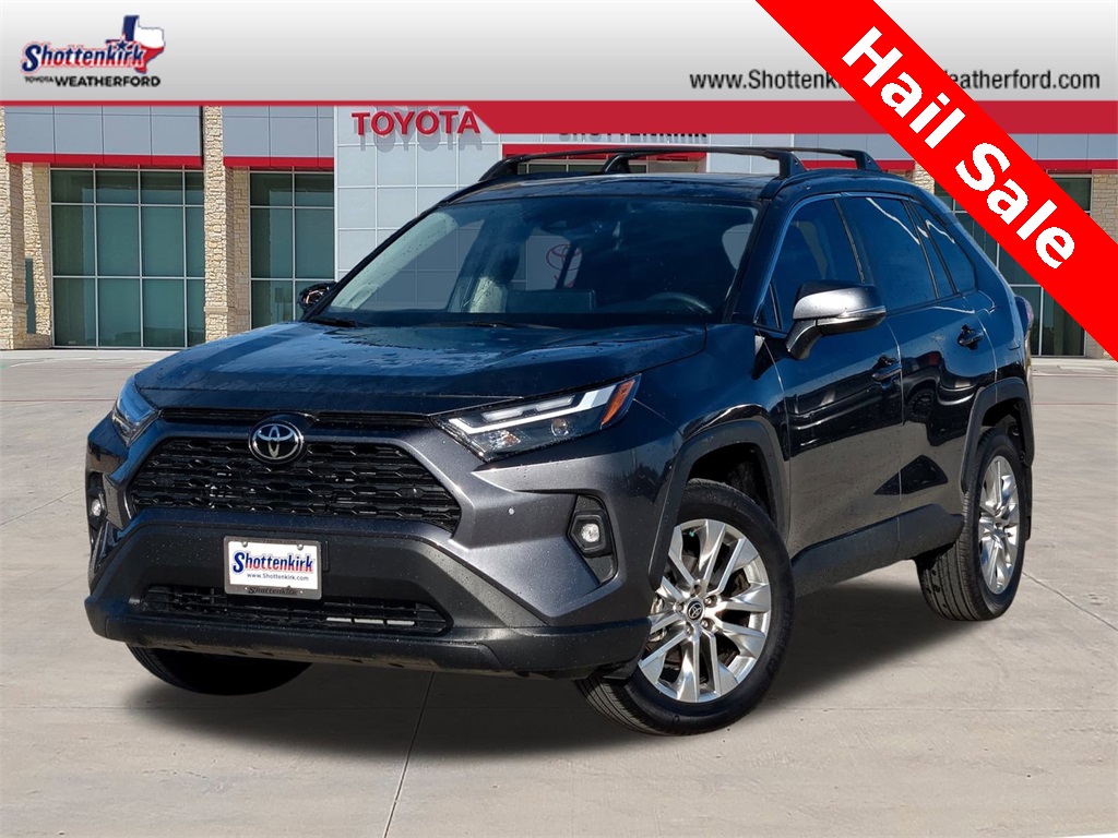 2025 Toyota RAV4 XLE Premium's photo