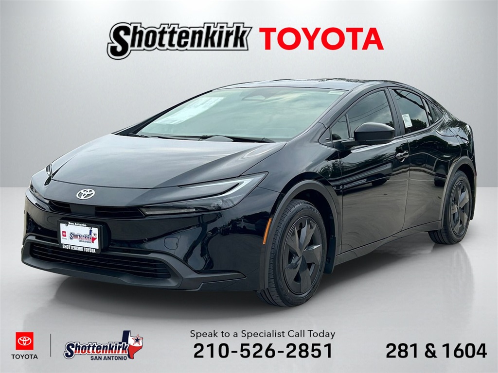 2026 Toyota Prius LE's photo