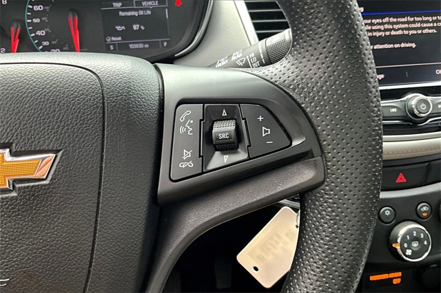 2021 Summit White Chevrolet Trax LS FWD SUV