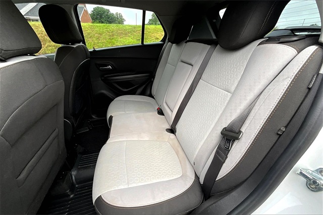2021 Summit White Chevrolet Trax LS FWD SUV