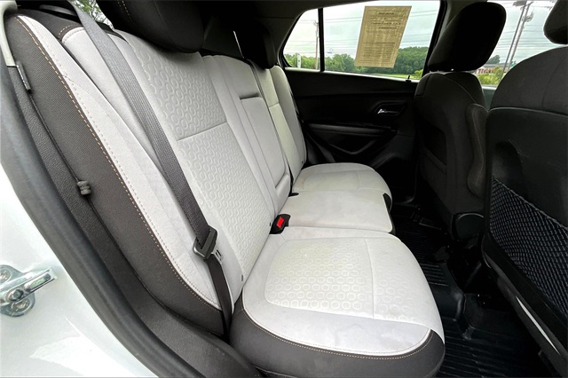 2021 Summit White Chevrolet Trax LS FWD SUV