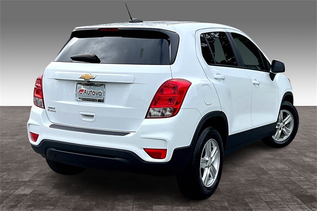 2021 Summit White Chevrolet Trax LS FWD SUV